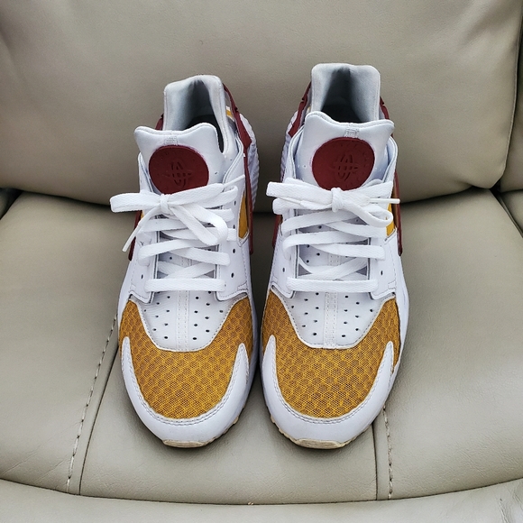 Custom Nike Huaraches - Picture 2 of 4